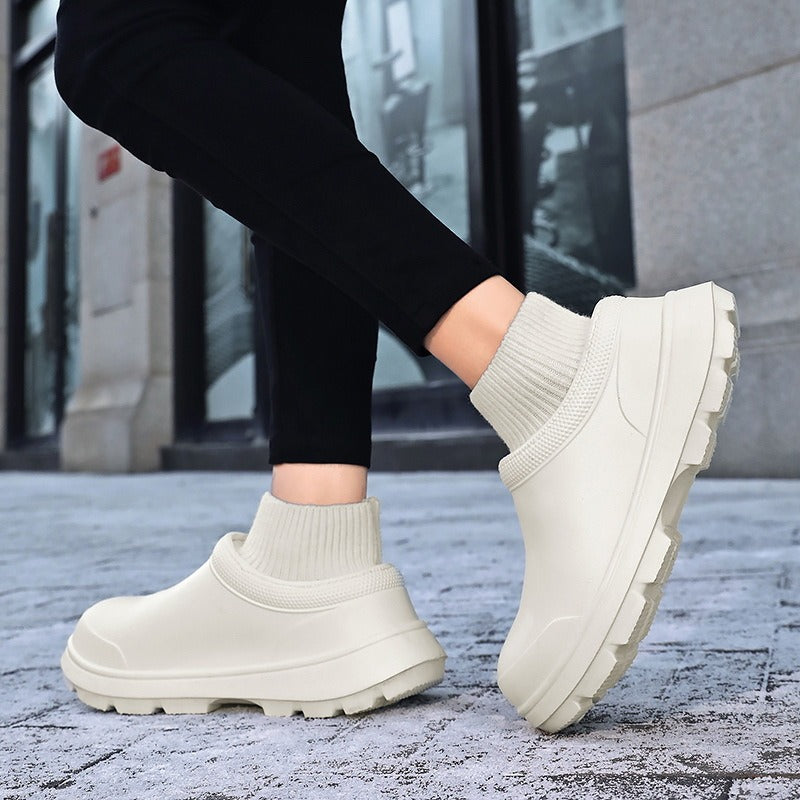 
                      
                        Rainshoes for women
                      
                    