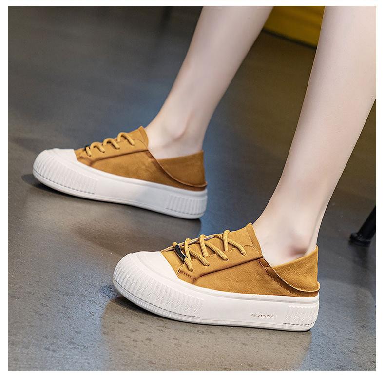 
                      
                        Female Cowhide Casual Shoes
                      
                    